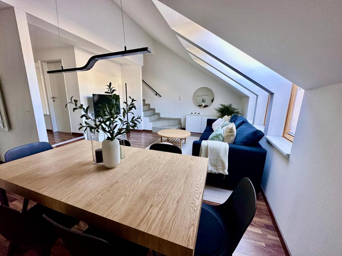 Designer Apartment Im Herzen Von Фульпмес Экстерьер фото